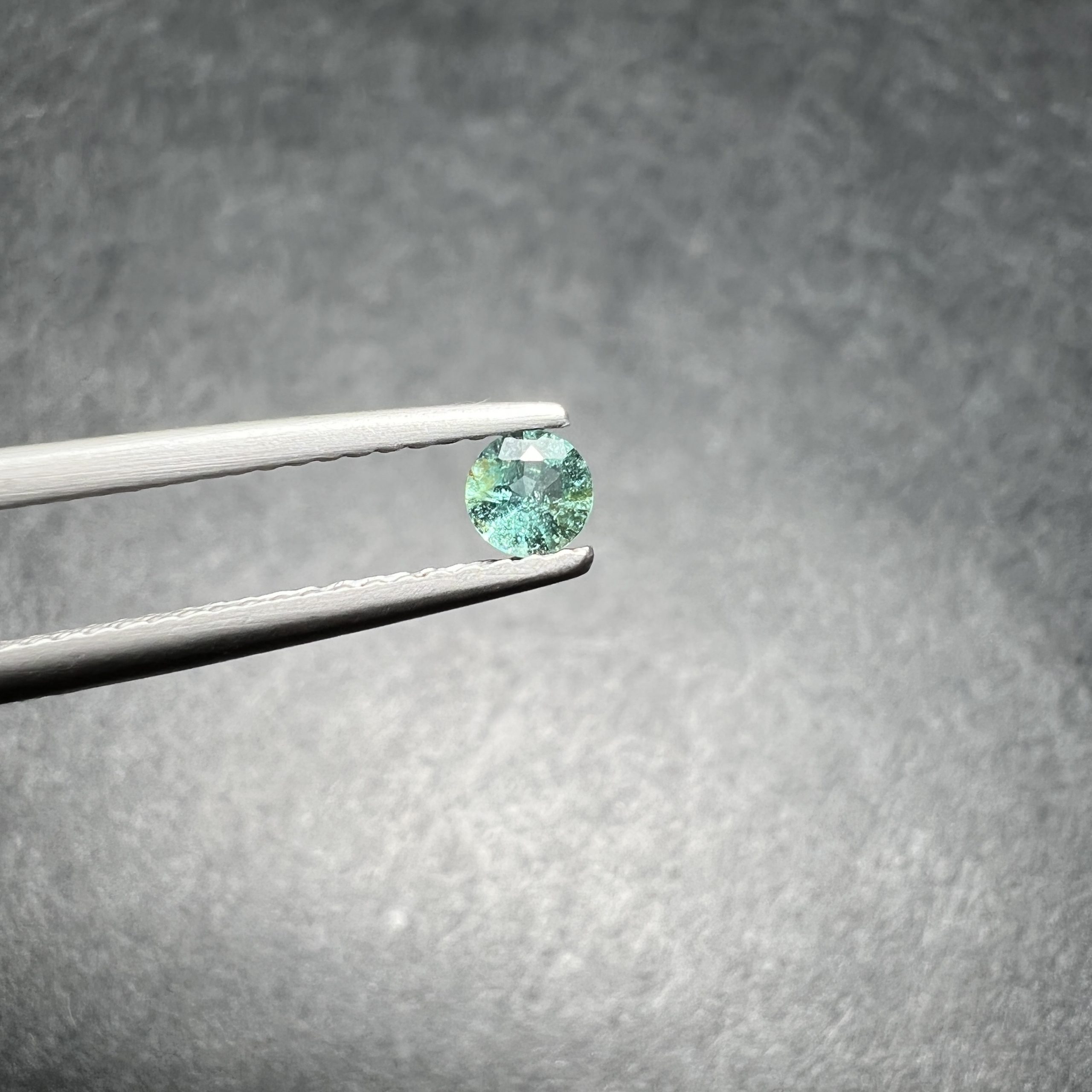Emeraude Calibrée Ronde 3,2x3,2mm – Image 3