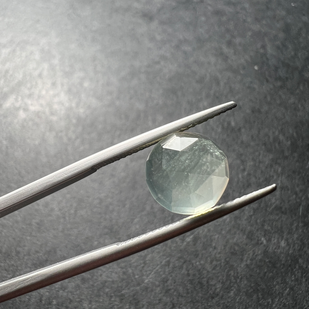 Préhnite Calibrée Ronde - Rose-cut - 10x10mm