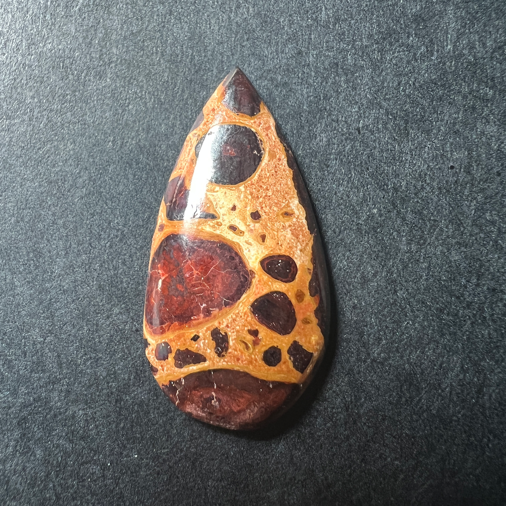 Bauxite 34x17x4mm