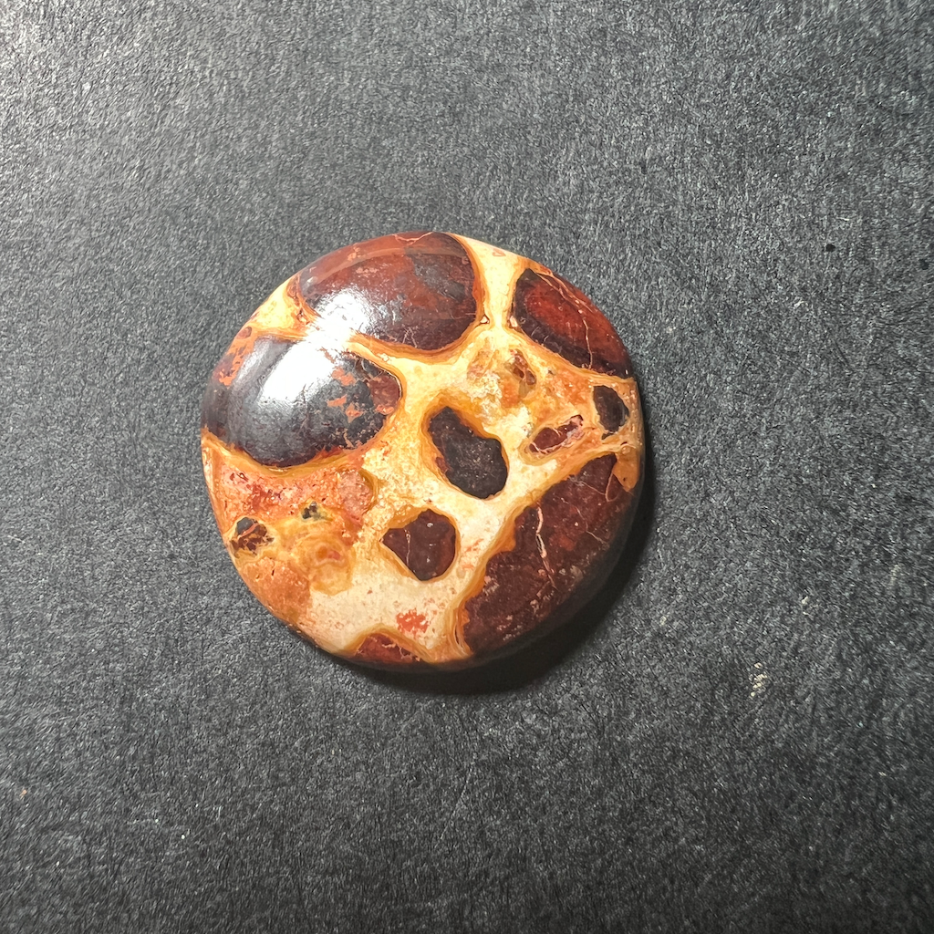Bauxite 20x20x4mm