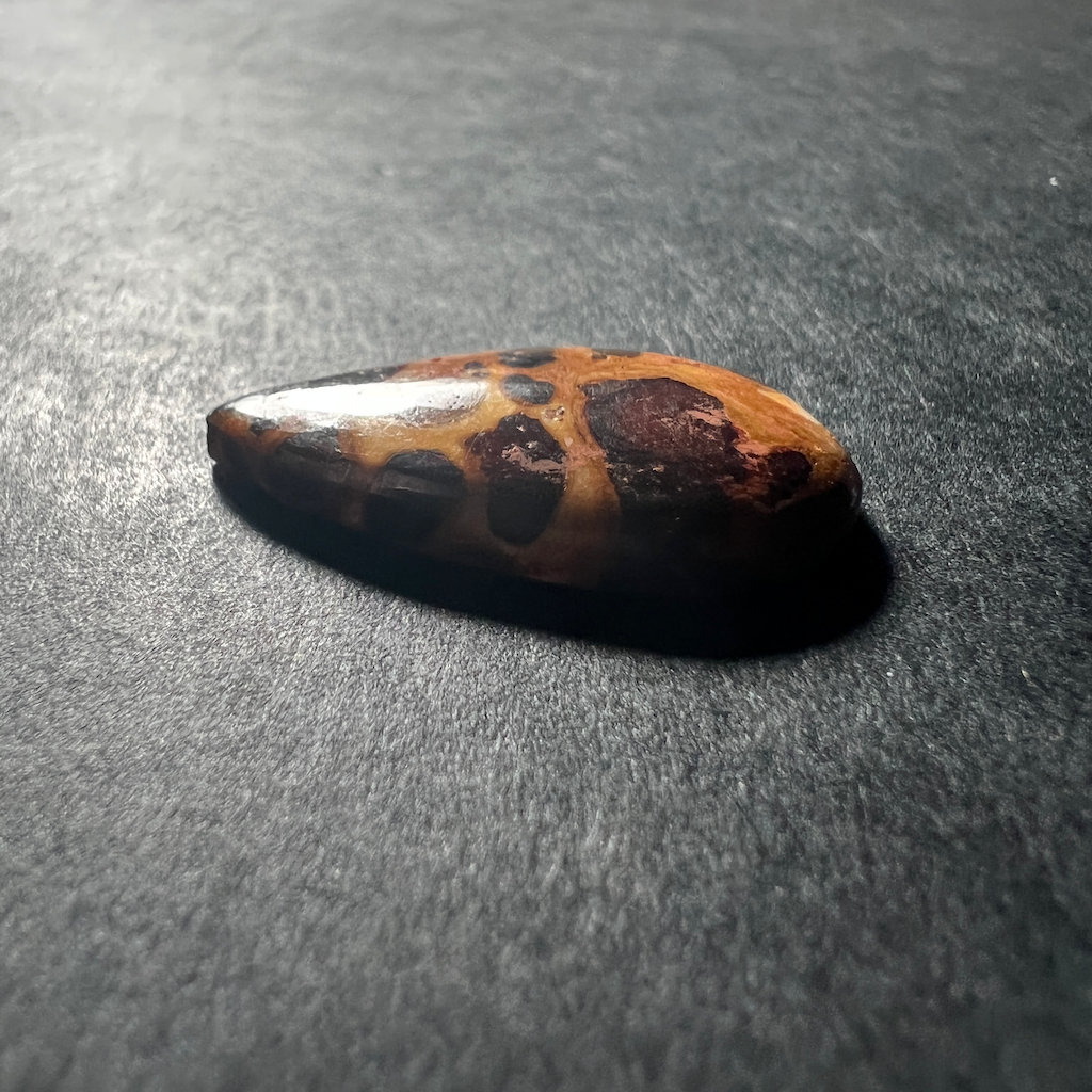 Bauxite 25x13x3mm – Image 2