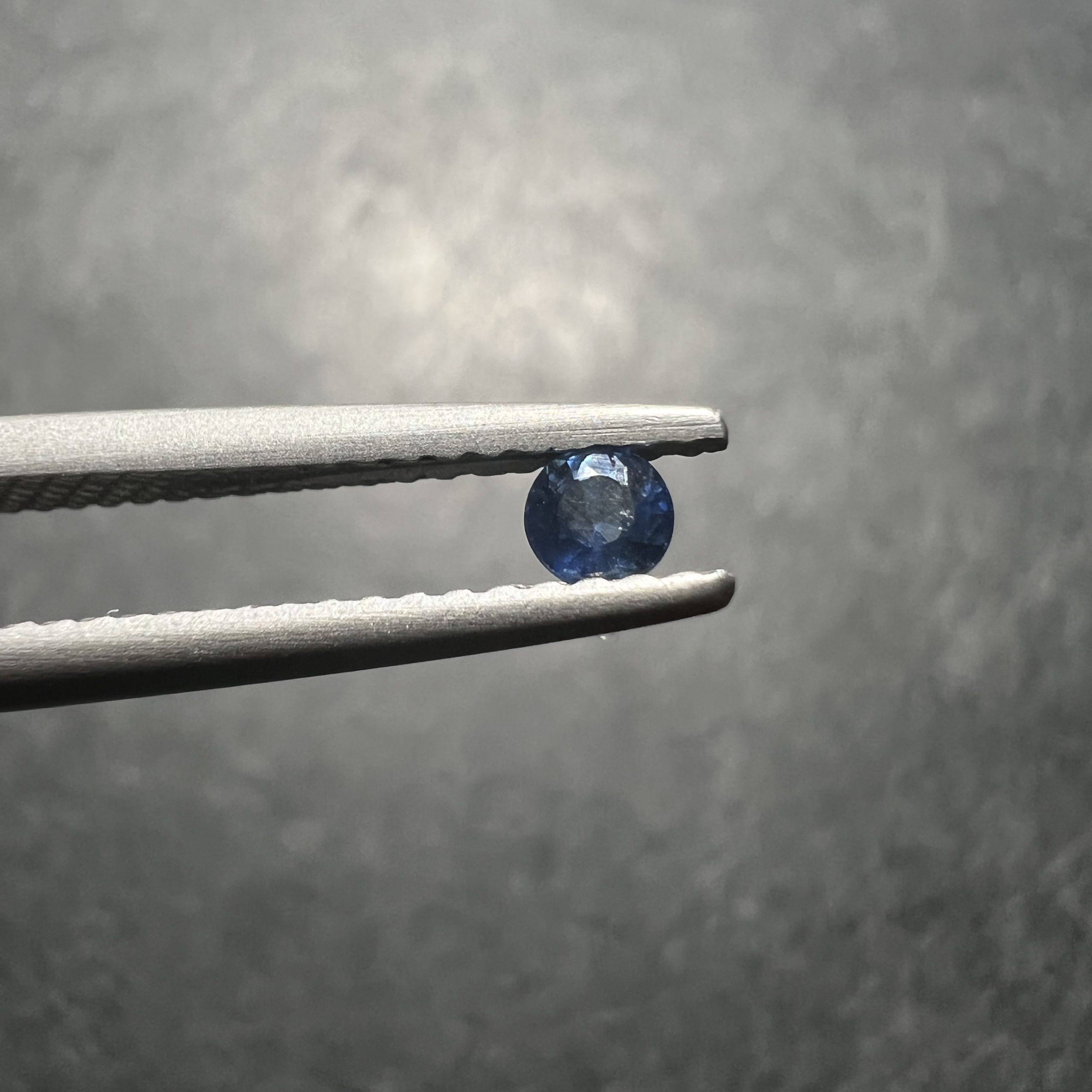 Saphir Calibré Rond 2,9x2,9mm