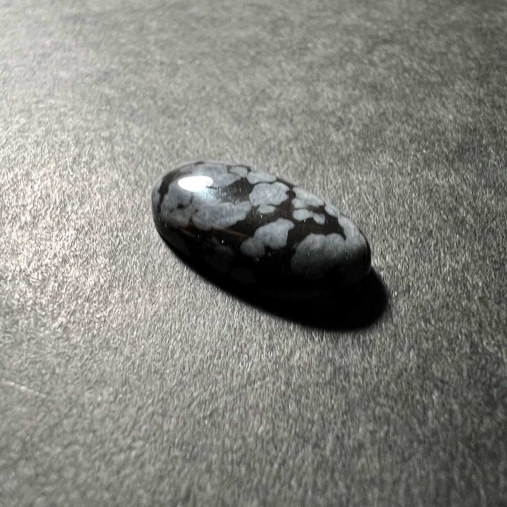 Obsidienne Floconnée 22x12x5mm – Image 2