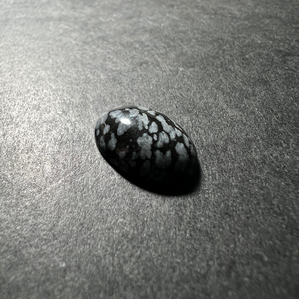 Obsidienne Floconnée 19x14x5mm – Image 2