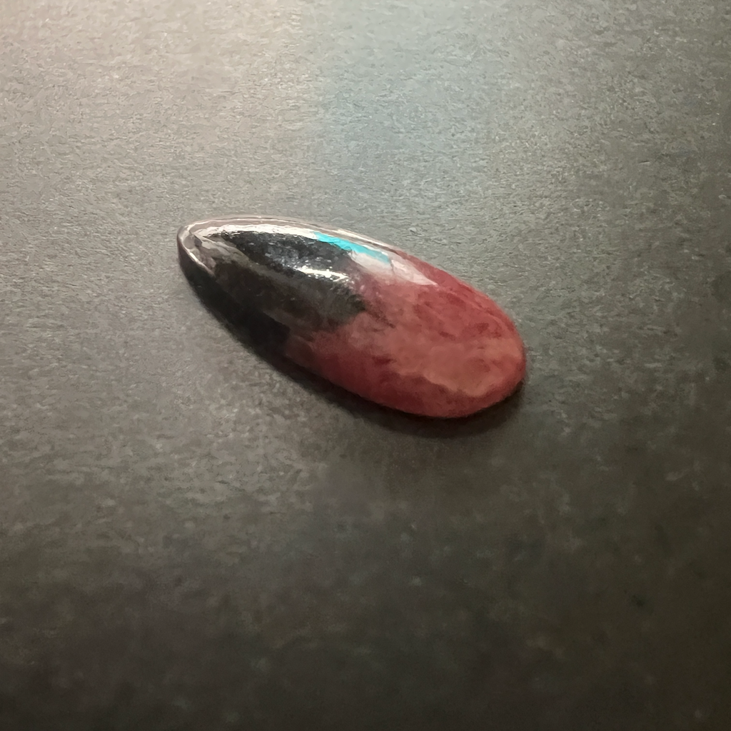 Rhodonite 33x15x5mm – Image 2