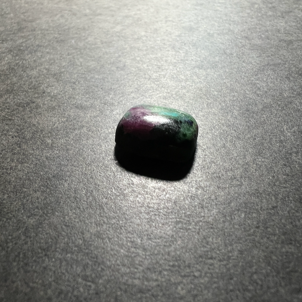 Rubis Sur Zoïsite (“Anyolite”) 16x12x7mm – Image 2