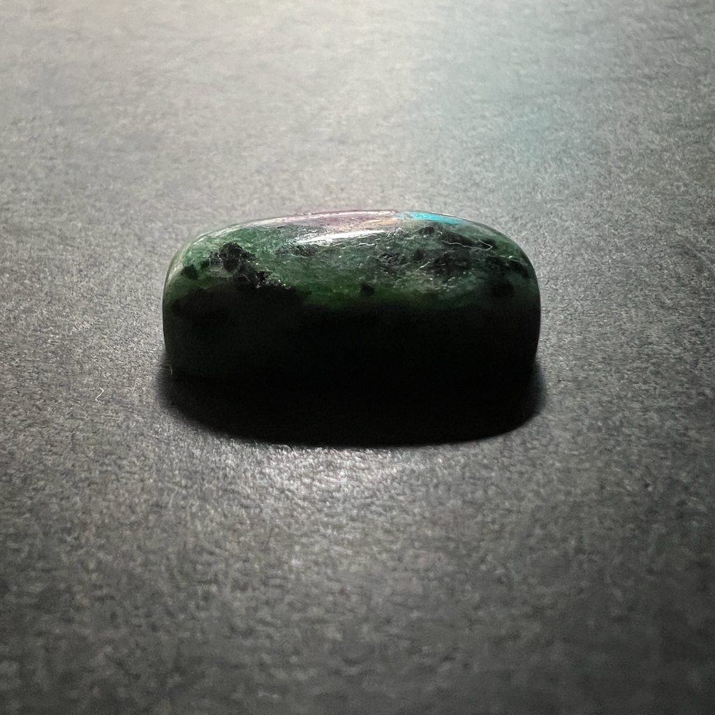 Rubis Sur Zoïsite (“Anyolite”) 27x13x9mm – Image 2