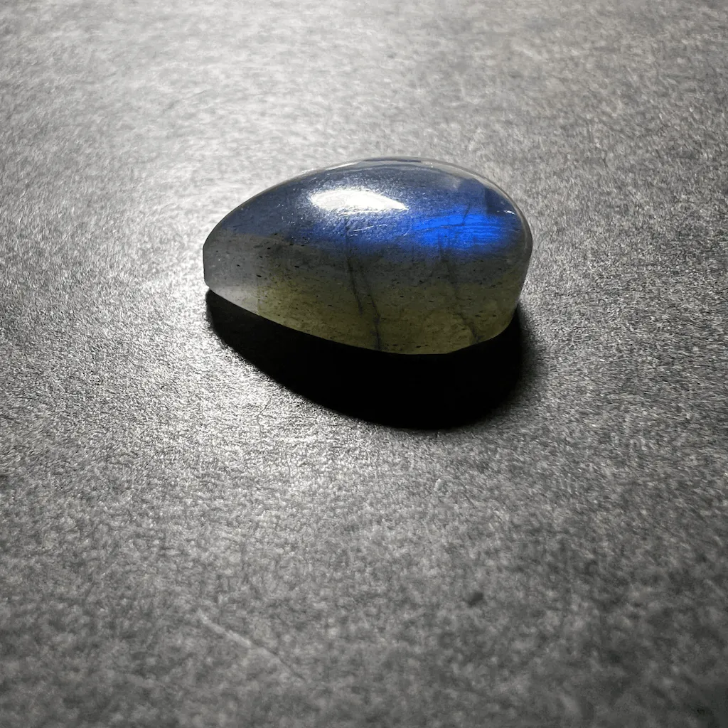 Labradorite Bleue 9x13x7mm – Image 2