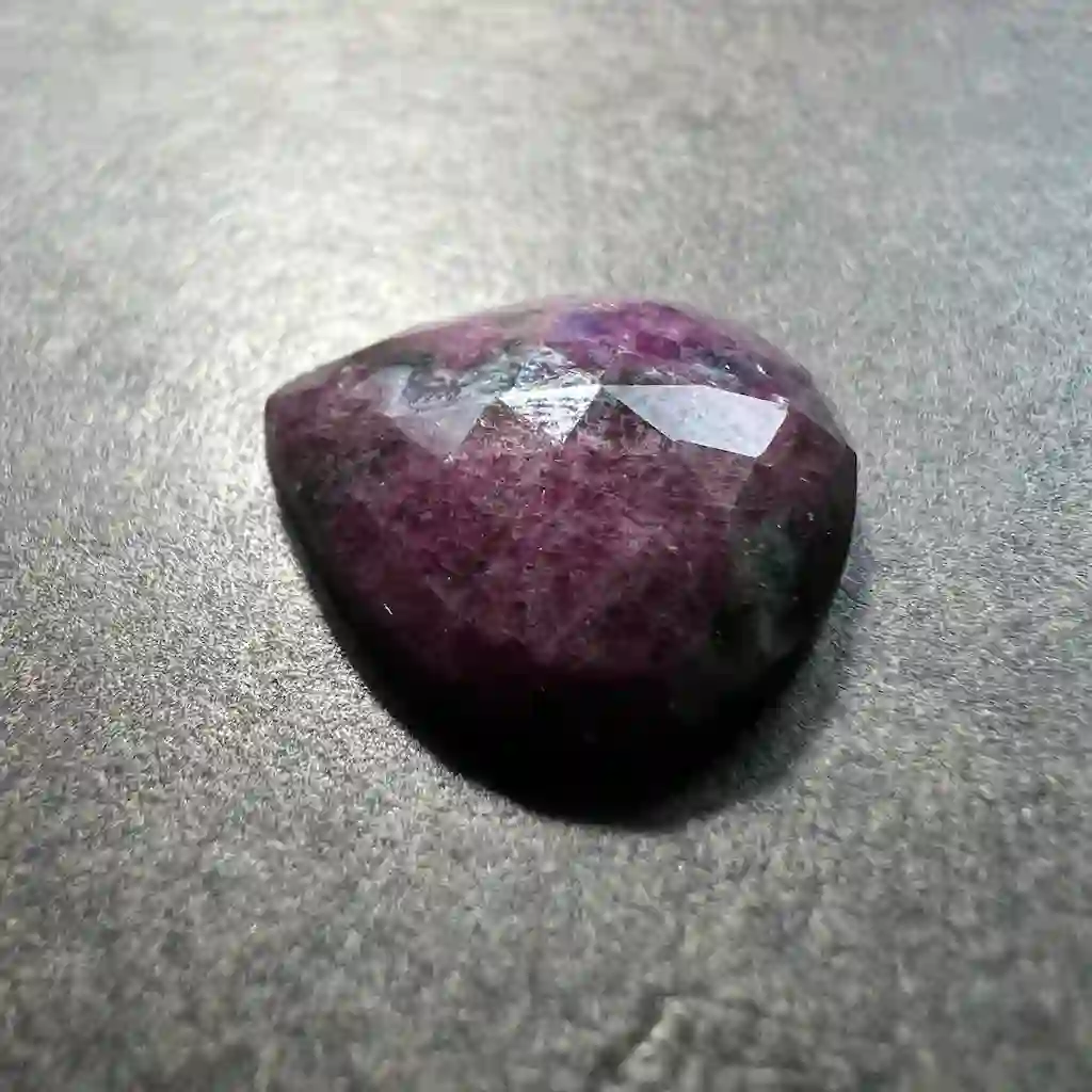 Rubis Rose-Cut 22x22x6mm – Image 2