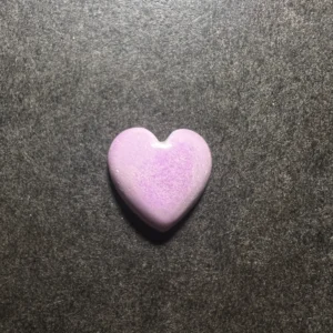 Coeur en Phosphosidérite 14.5×14.5×5.5mm (Pérou)