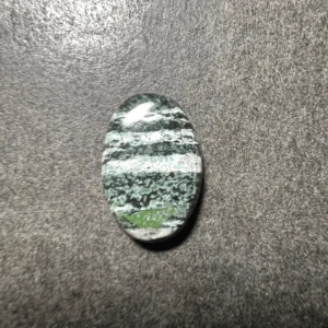 Chrysotile sur Serpentine 18x12x4.5mm