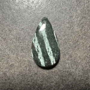 Chrysotile sur Serpentine 26x15x5mm