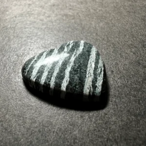 Chrysotile sur Serpentine 28x28x5mm
