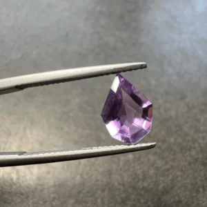 Améthyste (Brésil) 11×7.5×4.5mm