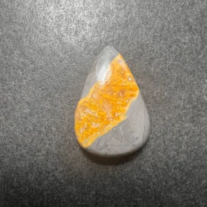 Bumble Bee (Indonésie) 25×16.5x6mm