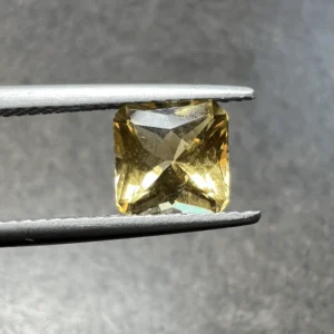 Héliodore Carré 8x8mm (Brésil)
